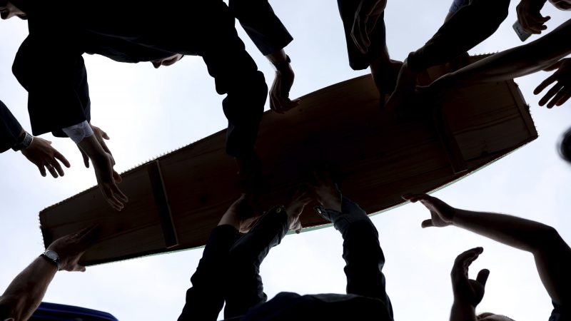 Völkermord von Srebrenica Niederlande entschuldigen sich zum ersten Mal